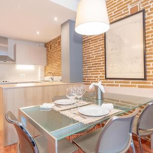 Serennia Cest Apartamentos Arc De Triomf