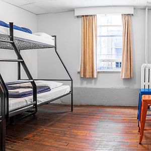 Chambre Juste Pour Hommes Dortoir