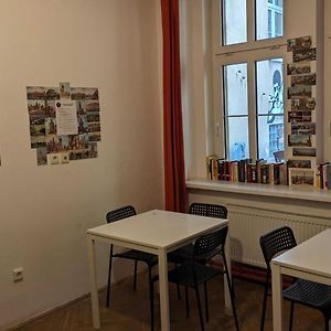 Dormitory Room Mixed