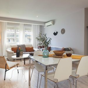 Appartement à 3 Chambres à Coucher