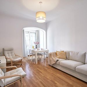 Appartement à 5 Chambres à Coucher