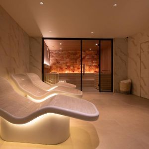 Chambre Club Lit King-Size
