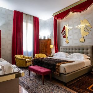 Chambre Supérieure Lit King-Size