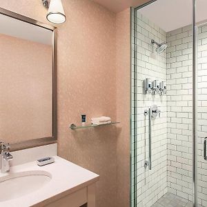 Chambre Lit Queen-Size
