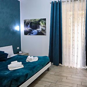 Private Bathroom King Room