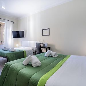 Chambre Standarde Quadruple