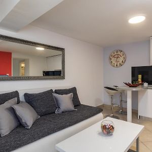 Mario'S Lapad Apartment