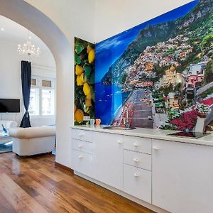 Royale Apartment