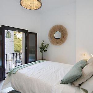 Chezmoihomes Alhambra Boutique Terrace