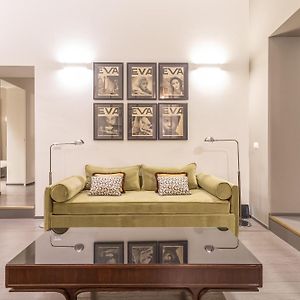 Spanish Steps DeLuxe Apartment