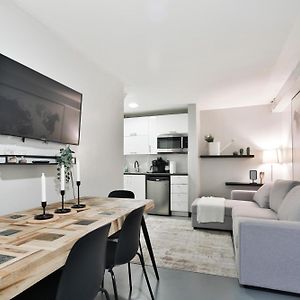 Appartement à 2 Chambres à Coucher au Sous-Sol