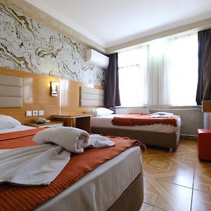 Chambre Standarde Triple