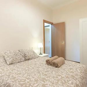 Appartement à 3 Chambres à Coucher