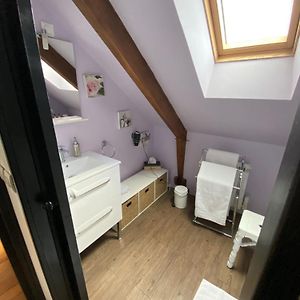 Chambre Standarde Lit Queen-Size