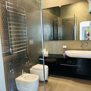 Private Bathroom King Room