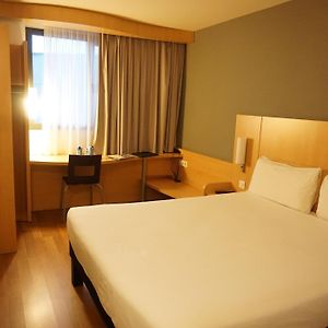 Chambre Standarde Lit Queen-Size