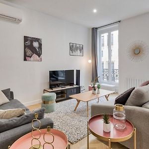 Appartement à 3 Chambres à Coucher