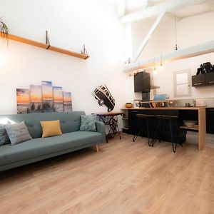 Appartement à 2 Chambres à Coucher