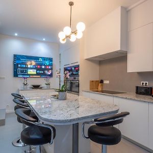 Fish Market Apartments
