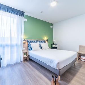 Studio Lit King-Size avec Accès aux Personnes Handicapées