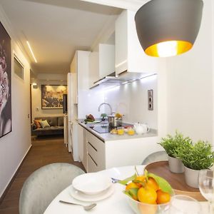 Appartement à 2 Chambres à Coucher