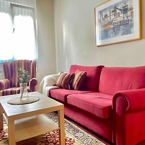 Appartement à 2 Chambres à Coucher