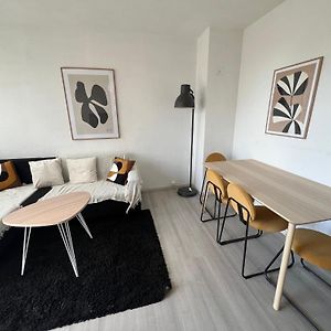 Appartement à 2 Chambres à Coucher
