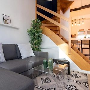 Appartement à 3 Chambres à Coucher