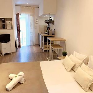 Eglise St Louis - Studio Cosy Quartier Haut