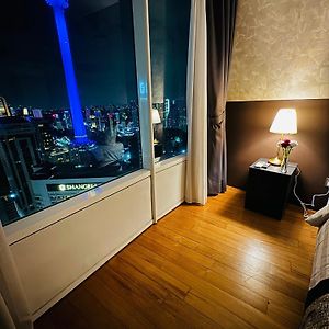 Appartement à 3 Chambres à Coucher