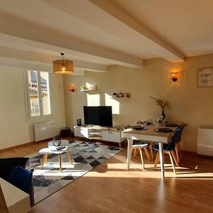 Appartement à 2 Chambres à Coucher