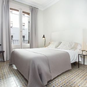 4Bedroom Apartment With A Balcony In Las Ramblas 1 2