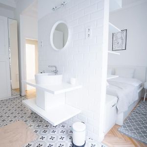 Appartement à 3 Chambres à Coucher