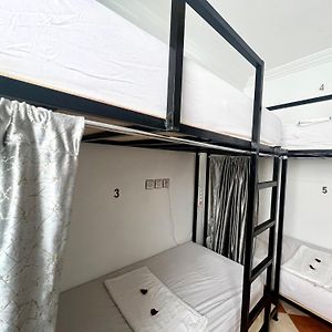 Dormitory Room Mixed