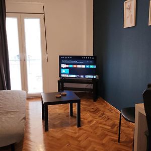 Olimpia Lovely Apartment By Zain