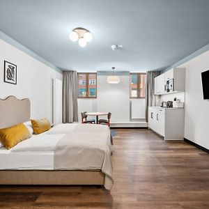 Chambre Confort Lit King-Size au Sous-Sol