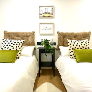 Appartement à 2 Chambres à Coucher