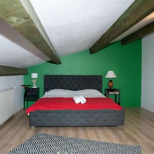 Private Room