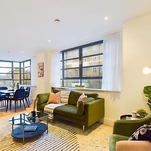 Appartement à 2 Chambres à Coucher