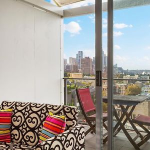 Cosy Studio With City Views