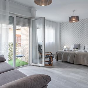 Tuguest Santa Paula III Apartment