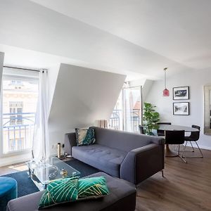 Appartement à 2 Chambres à Coucher