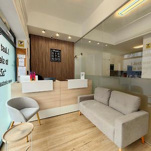 Dormitory Room Mixed