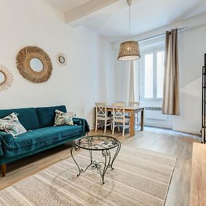 Appartement à 3 Chambres à Coucher
