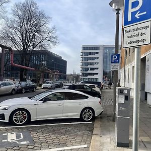 Wohnung 3 Neben Warschauer Platz Und Spree