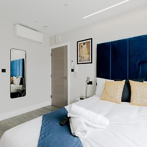 Studio de Luxe