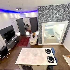 Appartement à 2 Chambres à Coucher