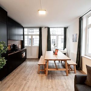 Hamburg Gem For 12