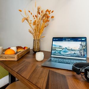Unique Studio - Central Area