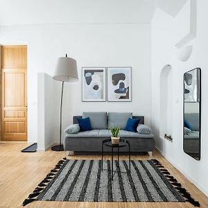 Appartement à 2 Chambres à Coucher